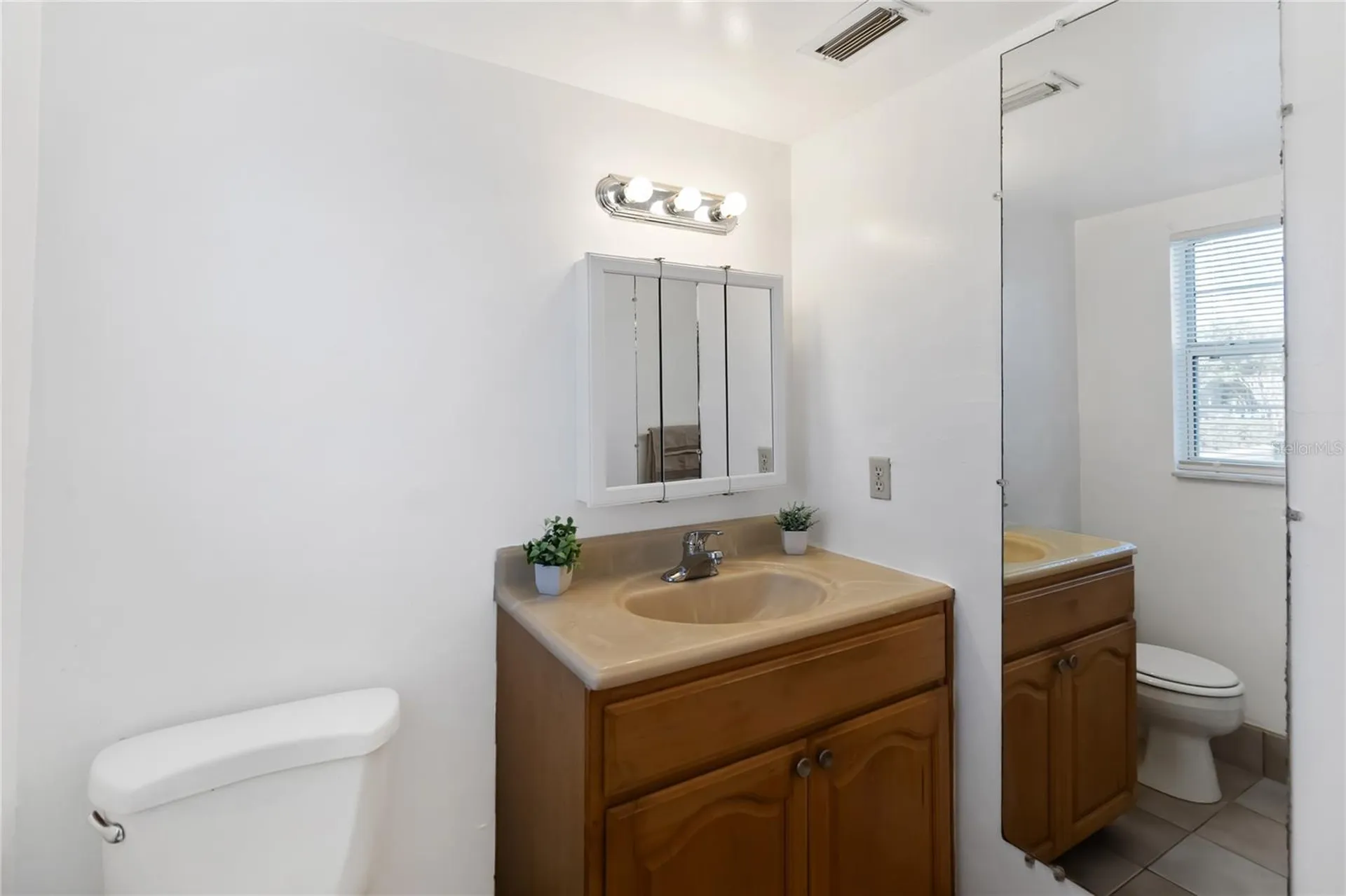 525 Conway Road Orlando FL 32807
