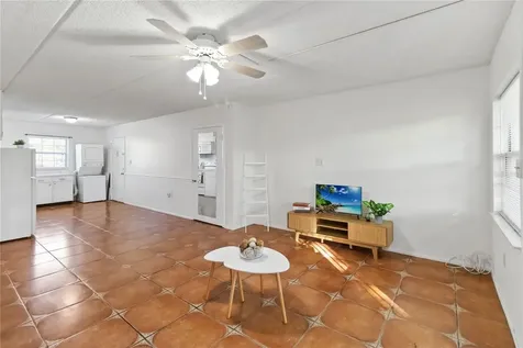 525 Conway Road Orlando FL 32807