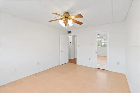 525 Conway Road Orlando FL 32807