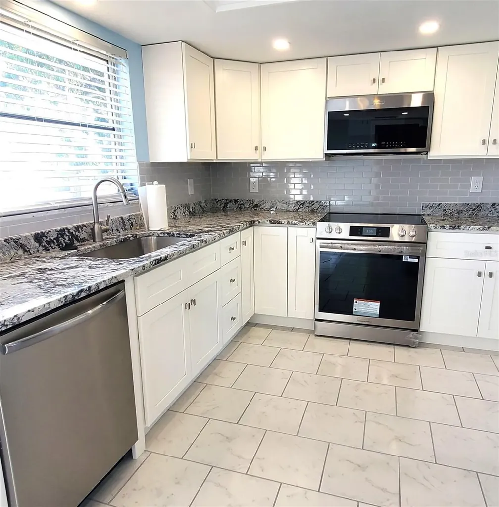 531 S Neponsit Drive Venice FL 34293