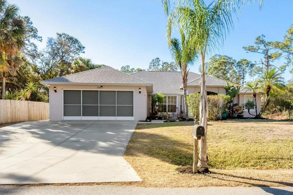 3707 Giblin Drive North Port FL 34286