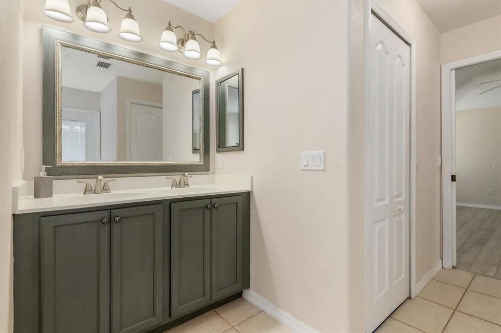 3707 Giblin Drive North Port FL 34286