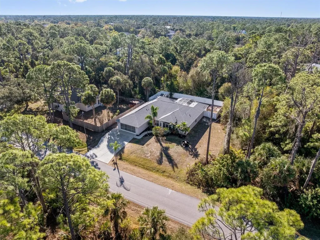 3707 Giblin Drive North Port FL 34286