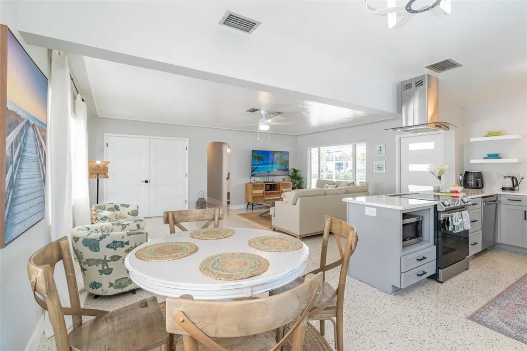 1473 Durling Drive S South Pasadena FL 33707