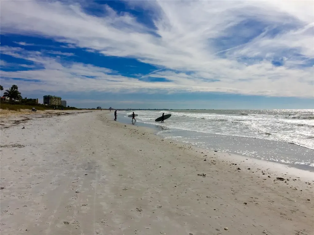 7050 Sunset Way St Pete Beach FL 33706