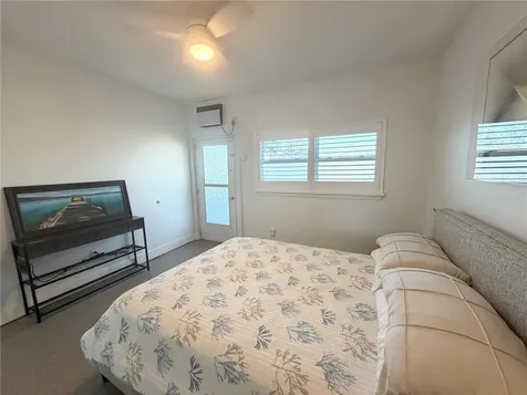7050 Sunset Way St Pete Beach FL 33706