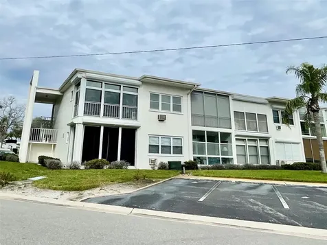 7050 Sunset Way St Pete Beach FL 33706