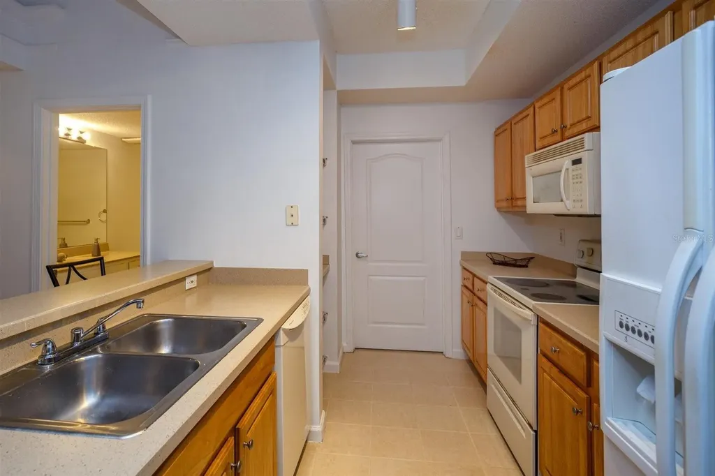 12020 Villanova Drive Orlando FL 32837