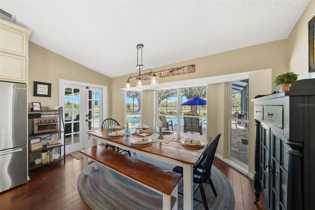 808 Old Welcome Road Lithia FL 33547