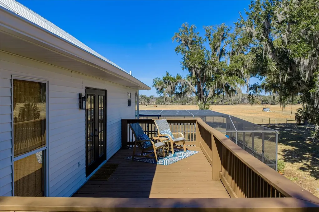 808 Old Welcome Road Lithia FL 33547