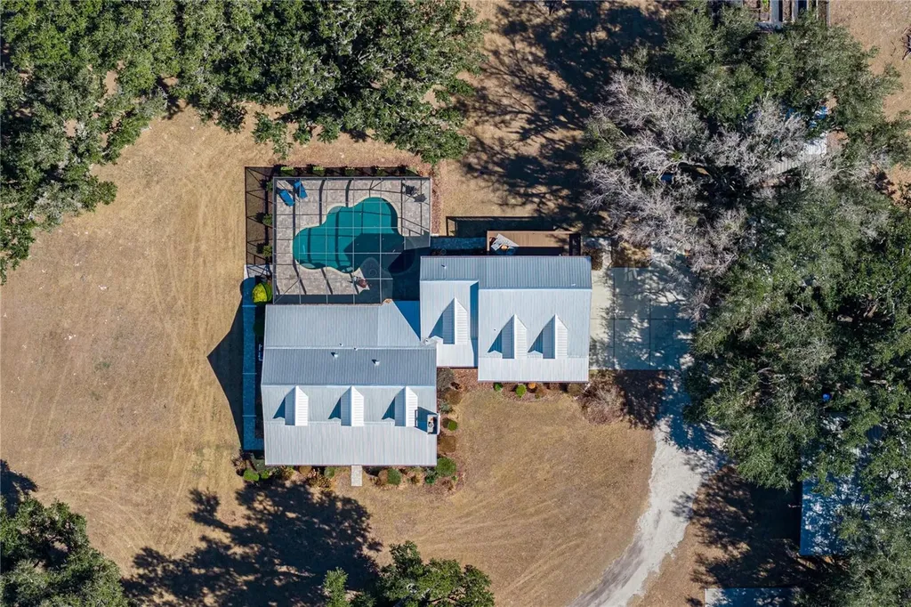 808 Old Welcome Road Lithia FL 33547