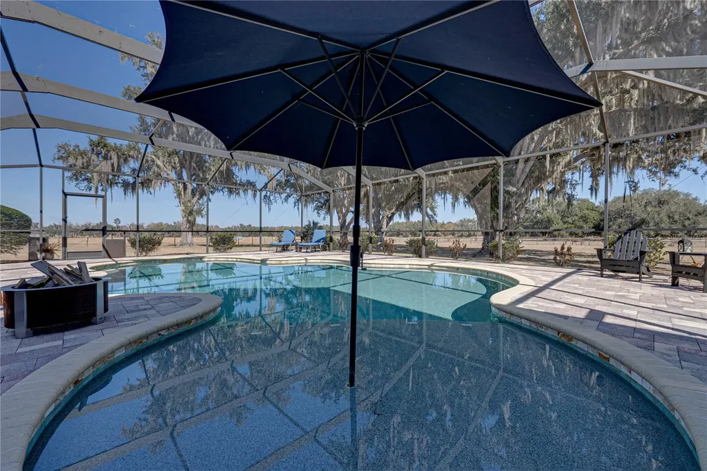 808 Old Welcome Road Lithia FL 33547
