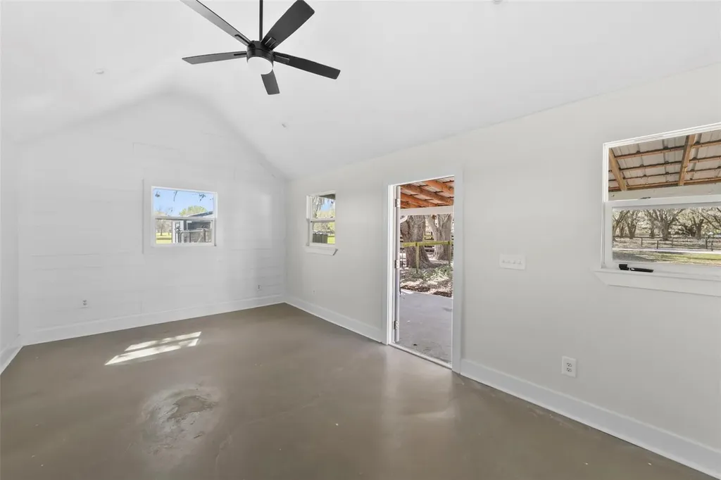 808 Old Welcome Road Lithia FL 33547
