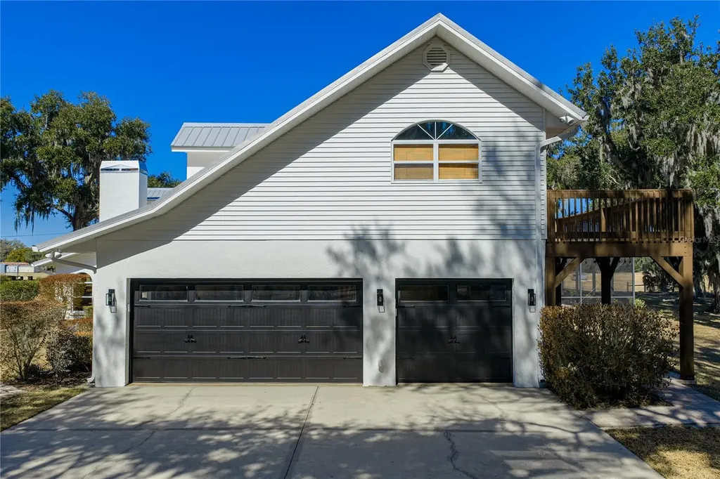 808 Old Welcome Road Lithia FL 33547