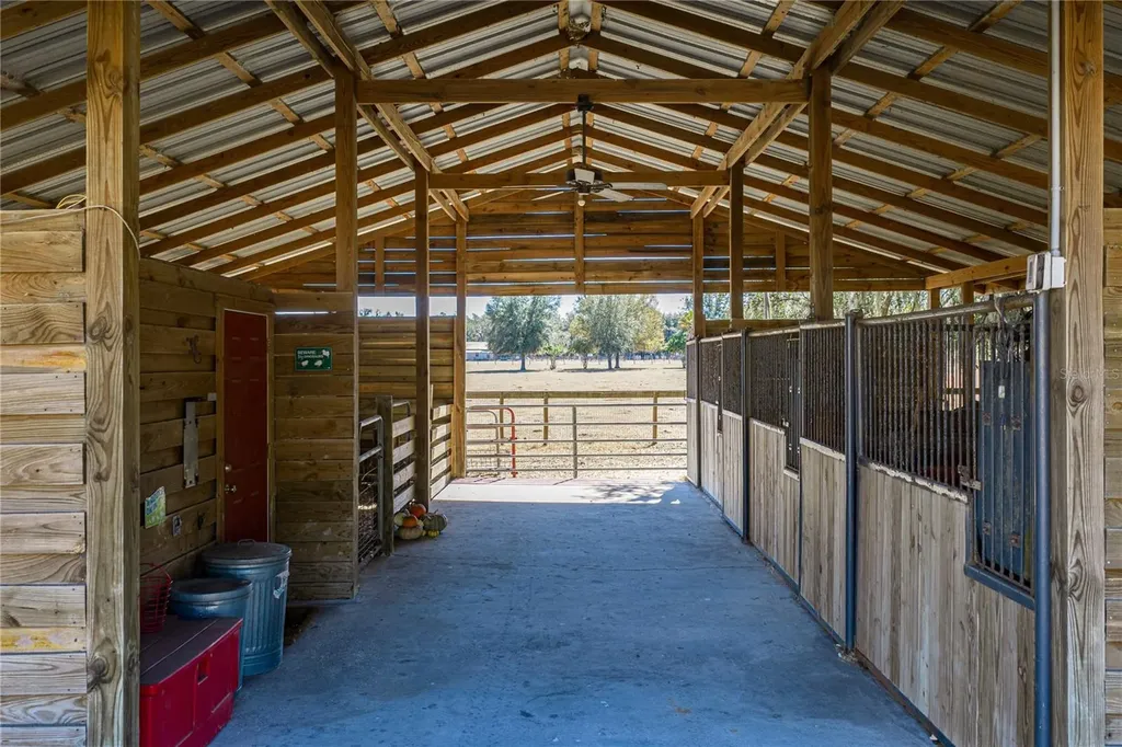 808 Old Welcome Road Lithia FL 33547