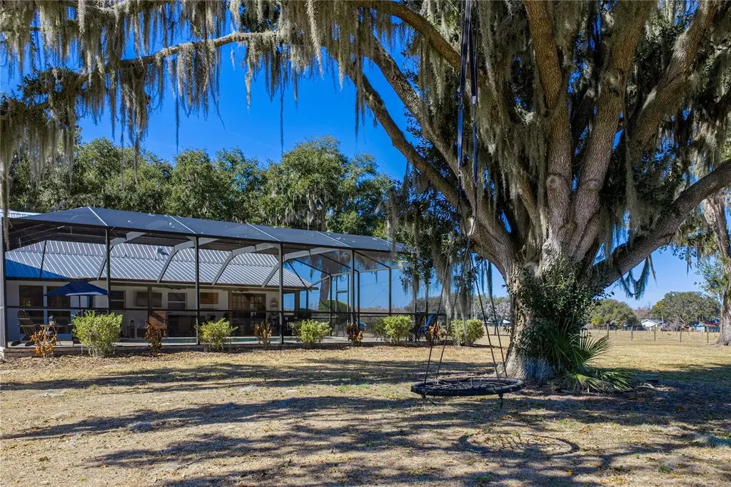 808 Old Welcome Road Lithia FL 33547