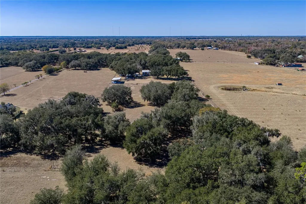 808 Old Welcome Road Lithia FL 33547