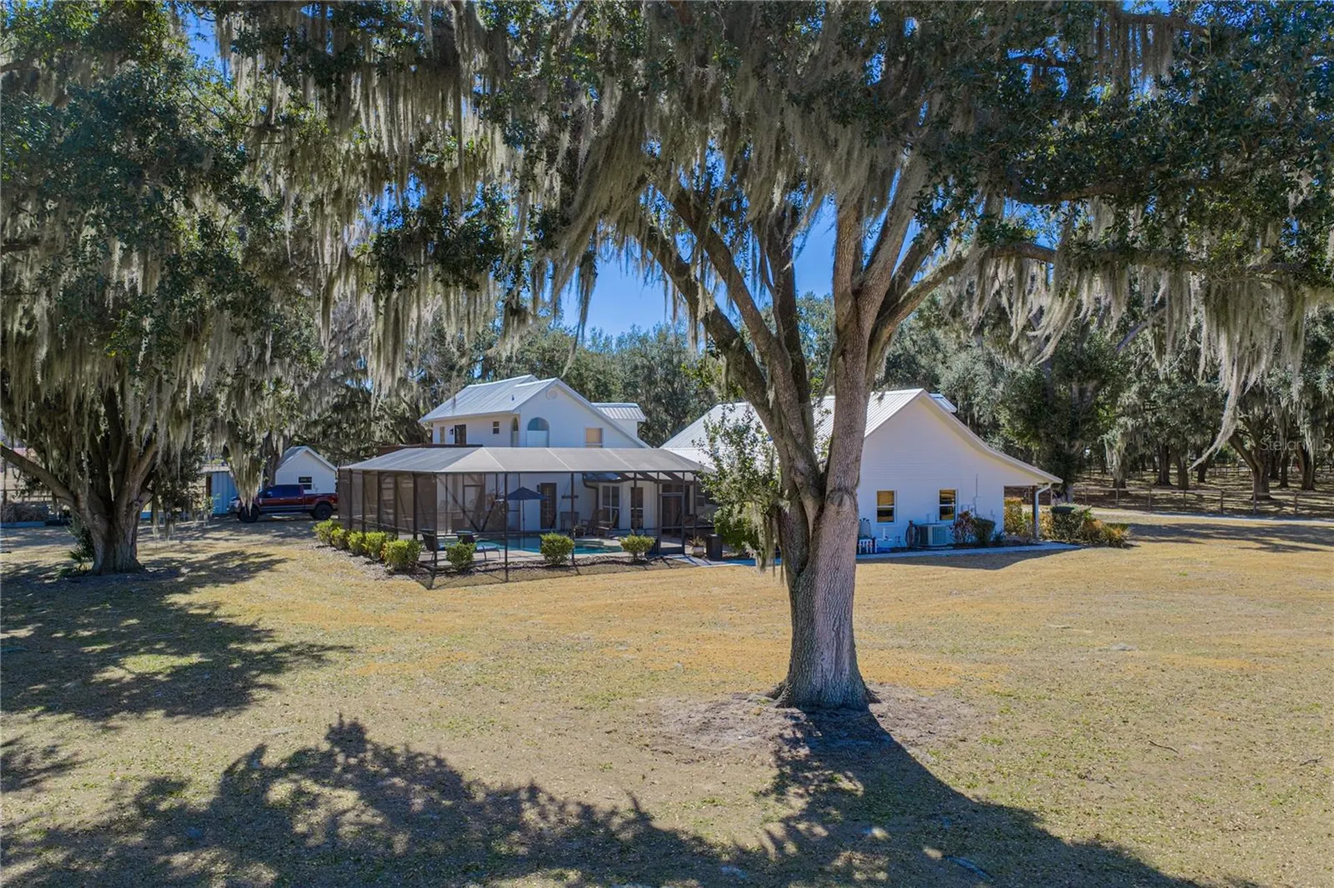 808 Old Welcome Road Lithia FL 33547