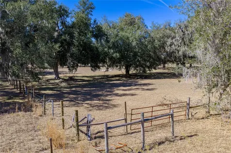 808 Old Welcome Road Lithia FL 33547