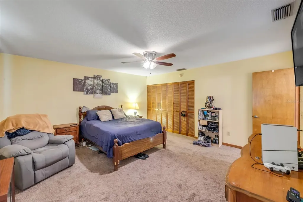 2430 Unity Tree Drive Edgewater FL 32141