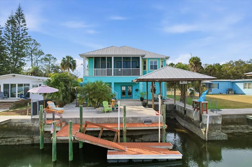 2571 N Seneca Point Crystal River FL 34429