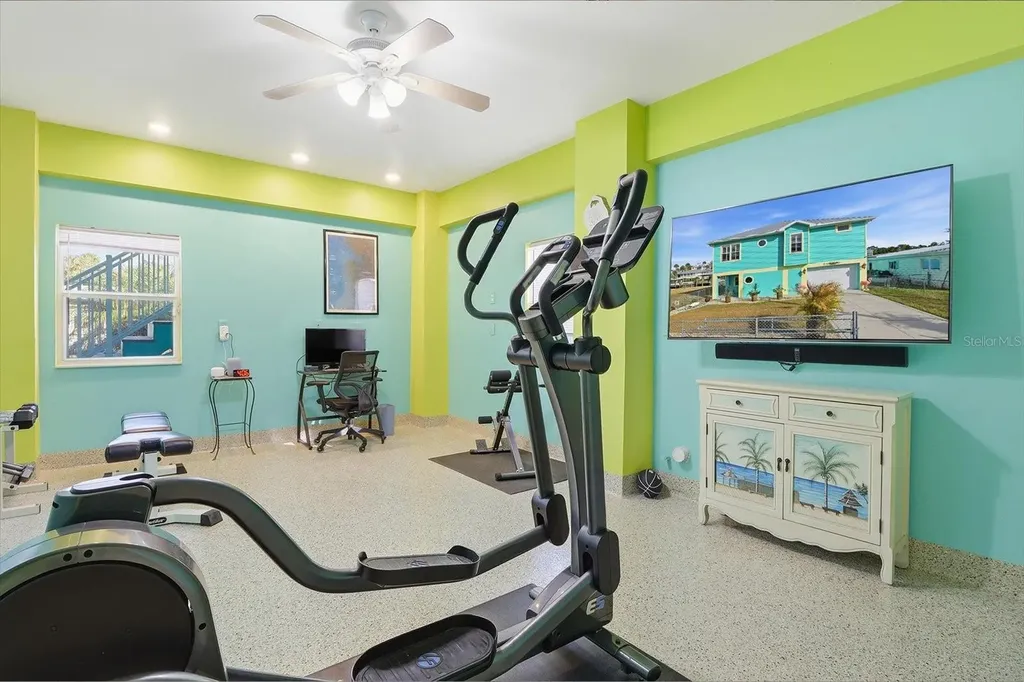 2571 N Seneca Point Crystal River FL 34429
