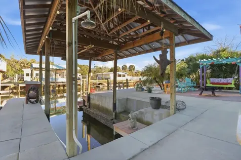 2571 N Seneca Point Crystal River FL 34429