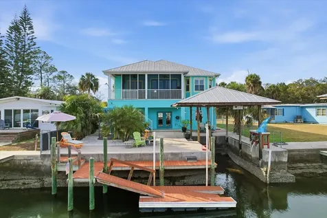 2571 N Seneca Point Crystal River FL 34429