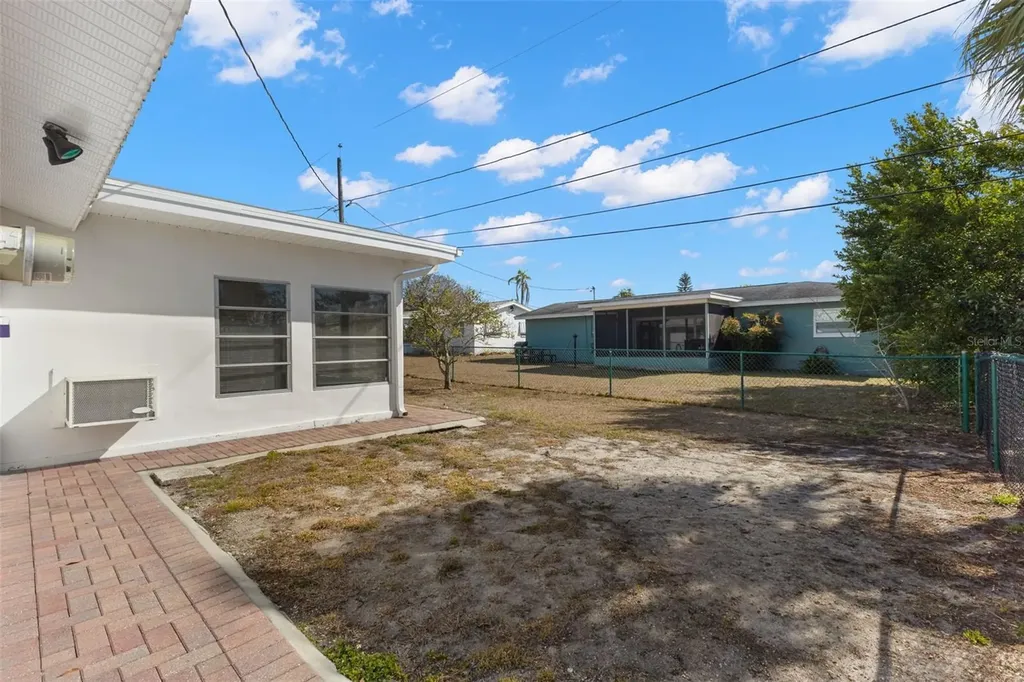 2019 High Ridge Drive Clearwater FL 33763
