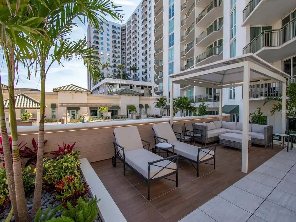 450 Knights Run Avenue Tampa FL 33602