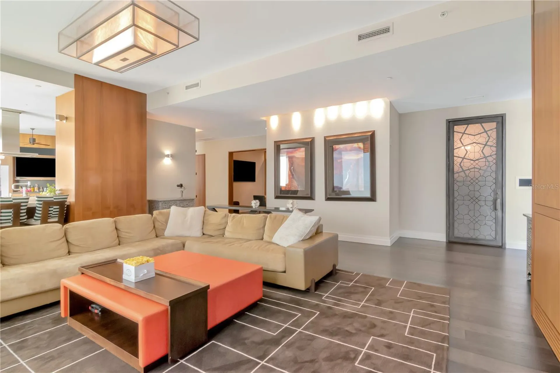 450 Knights Run Avenue Tampa FL 33602