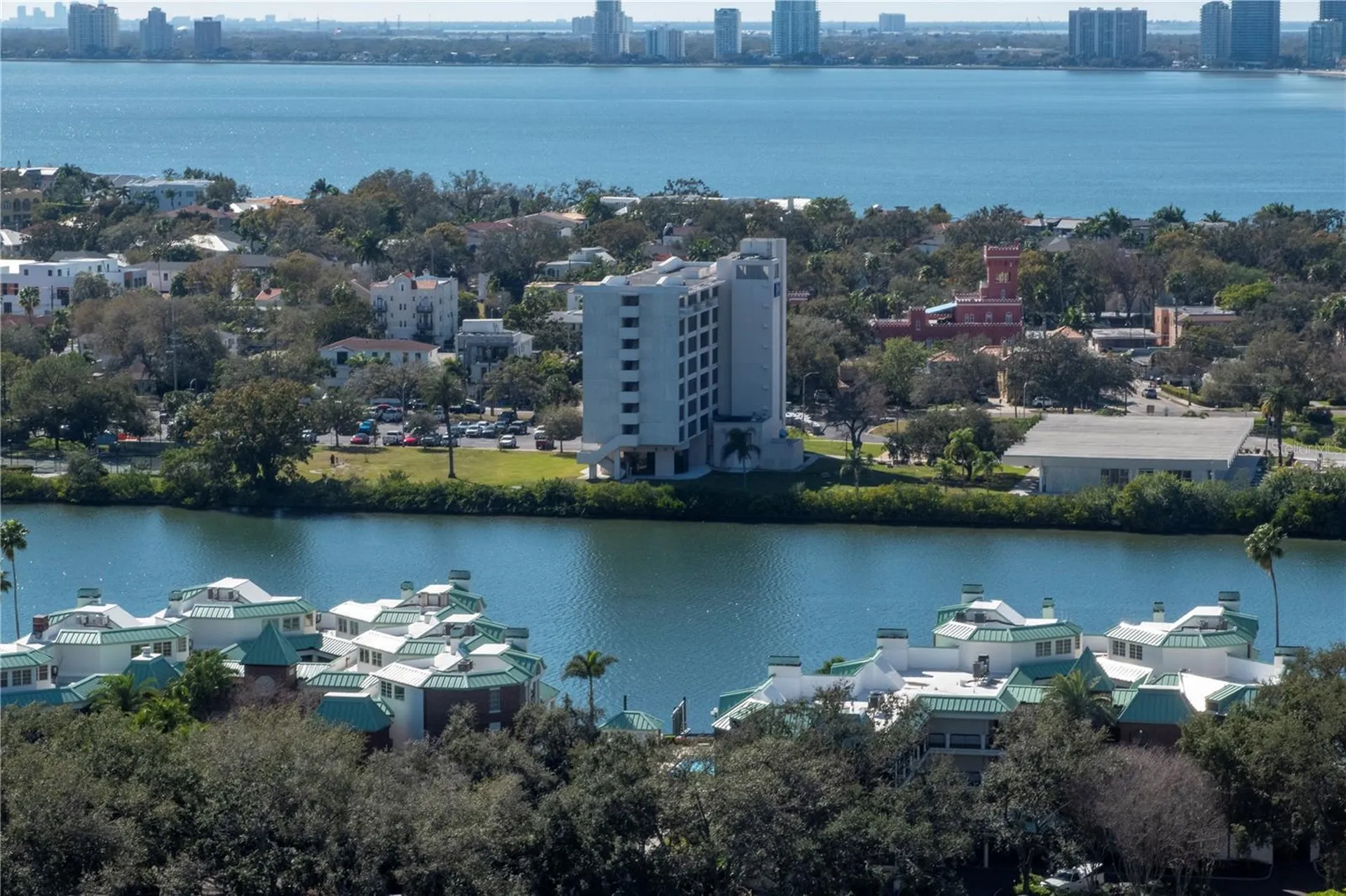 450 Knights Run Avenue Tampa FL 33602