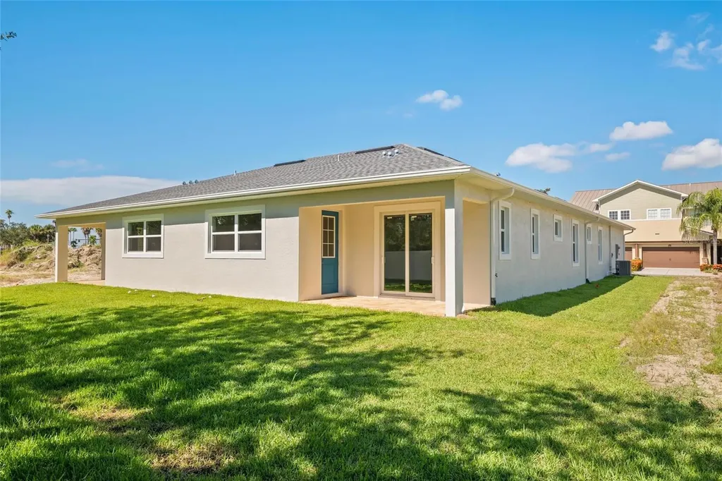 199 E Live Oak Street Tarpon Springs FL 34689