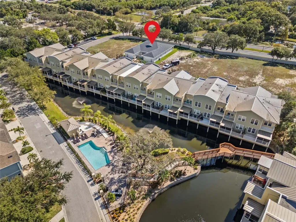 199 E Live Oak Street Tarpon Springs FL 34689
