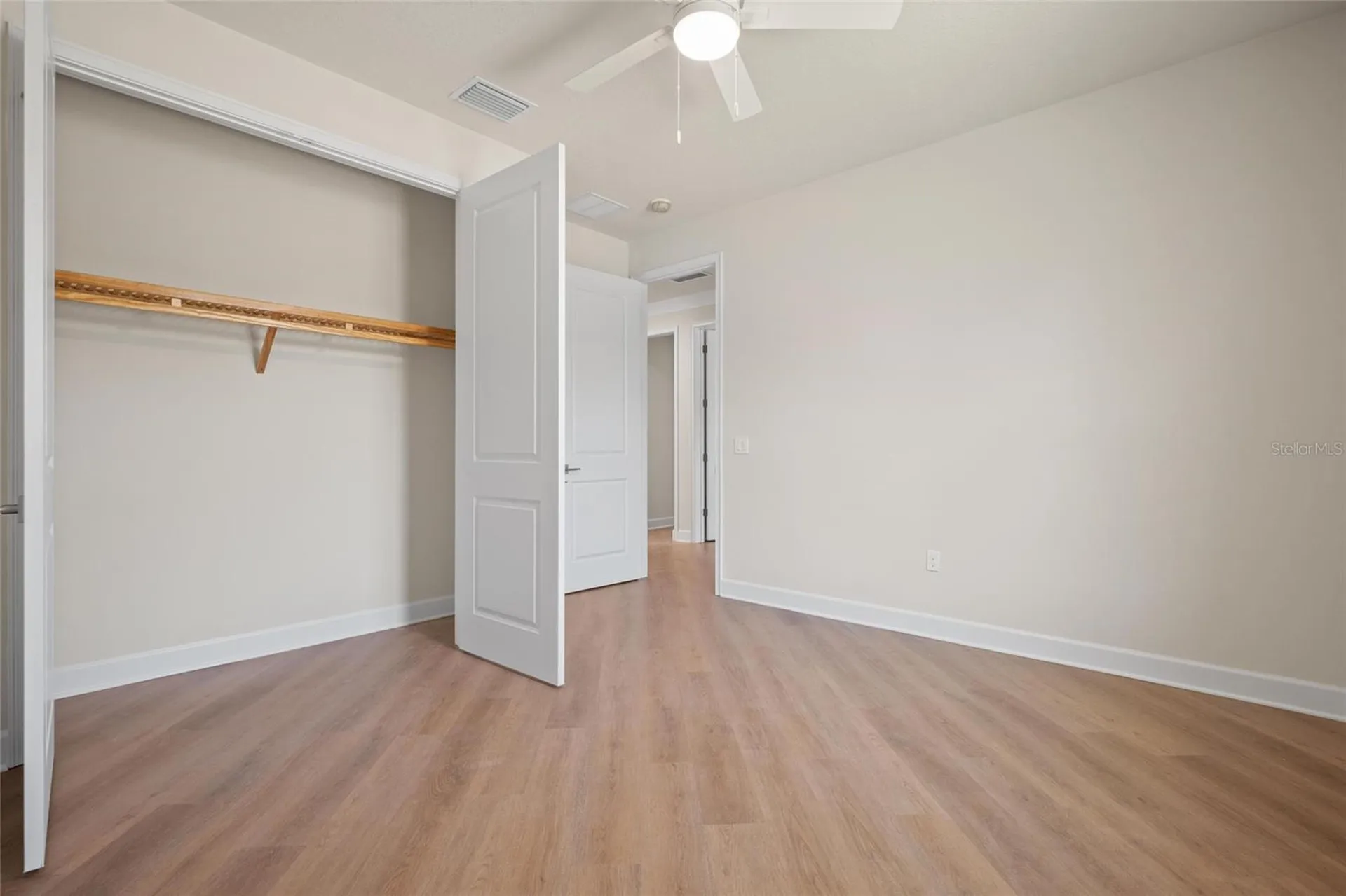 199 E Live Oak Street Tarpon Springs FL 34689