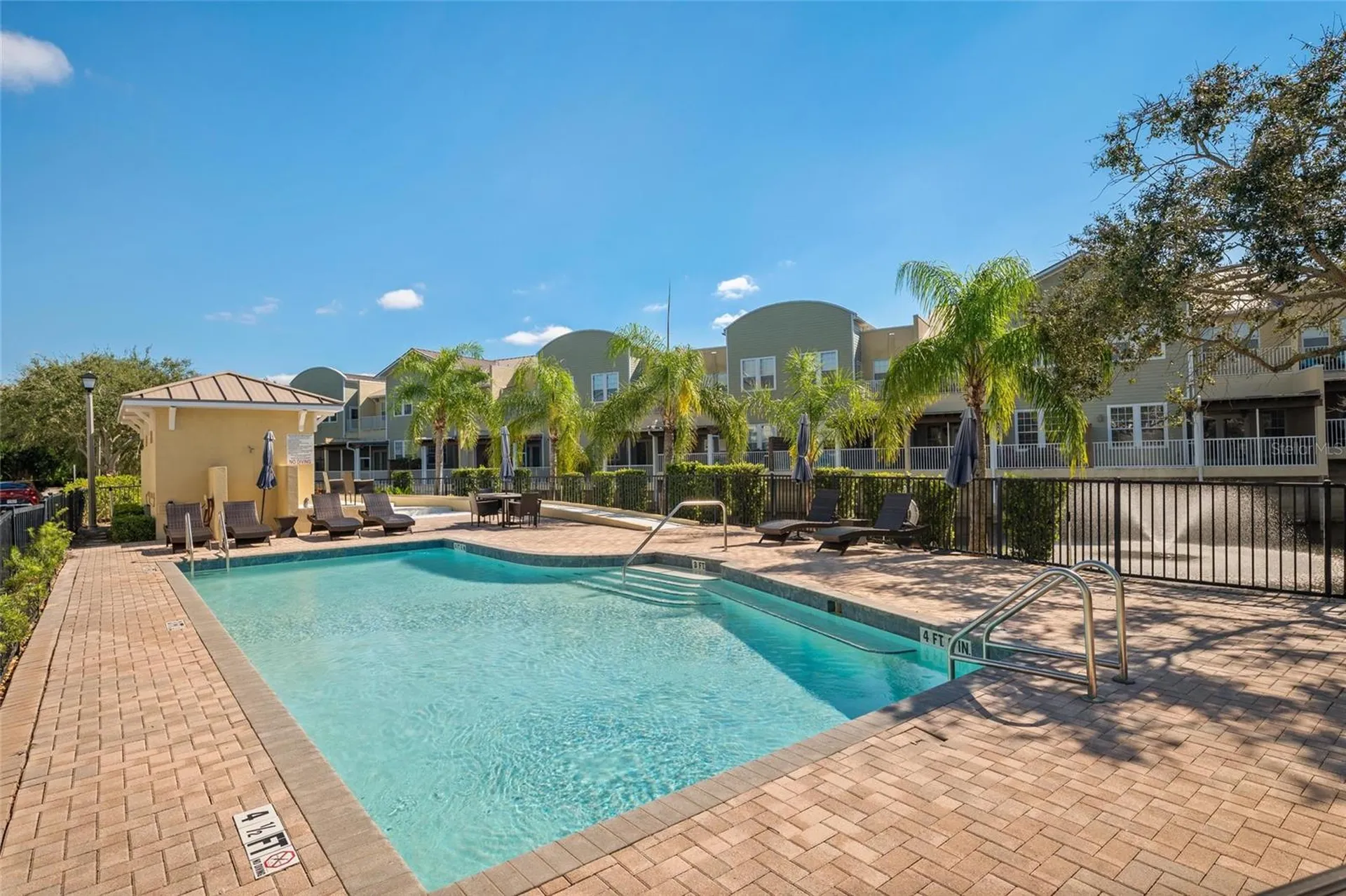 199 E Live Oak Street Tarpon Springs FL 34689