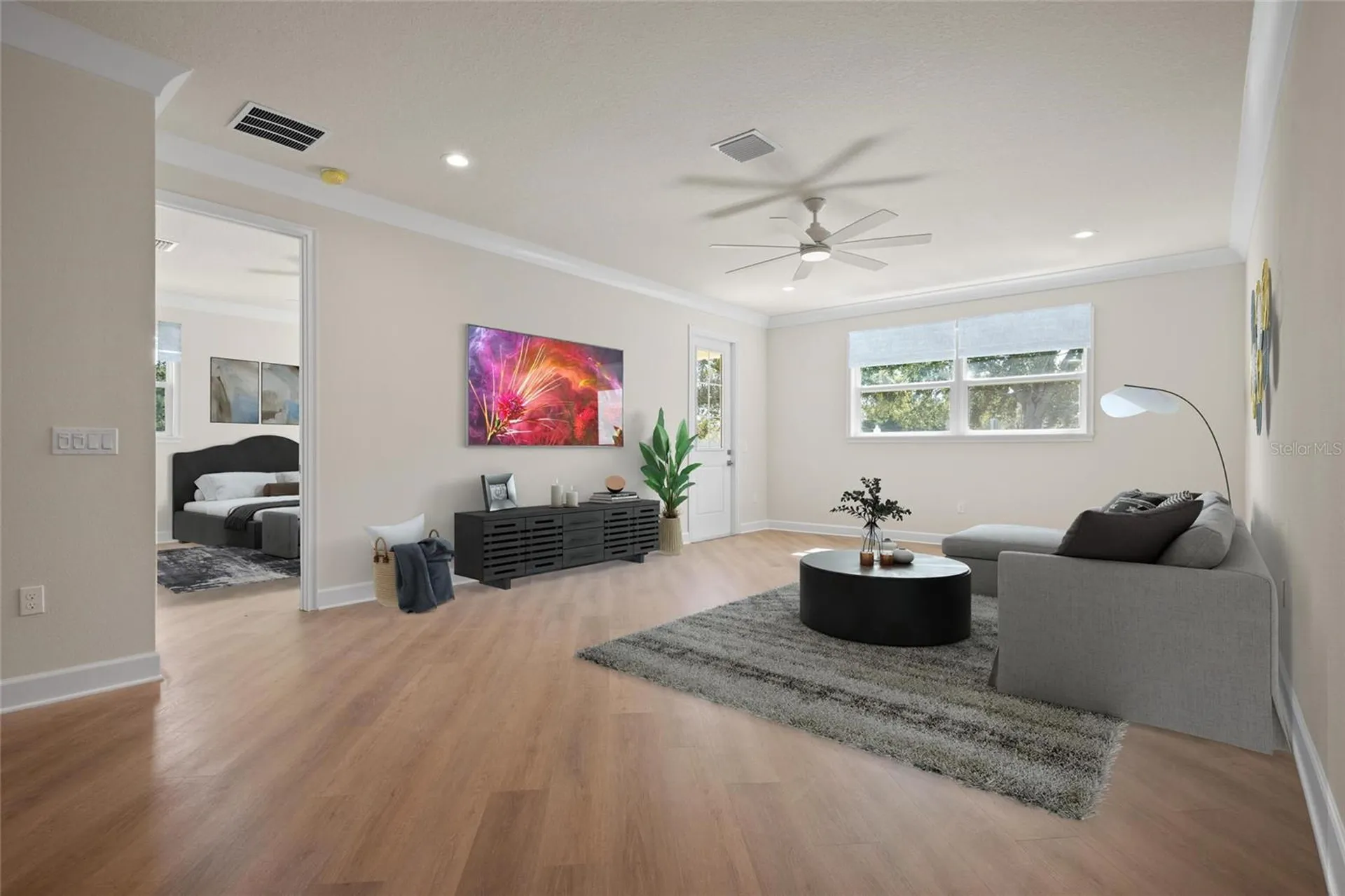 199 E Live Oak Street Tarpon Springs FL 34689