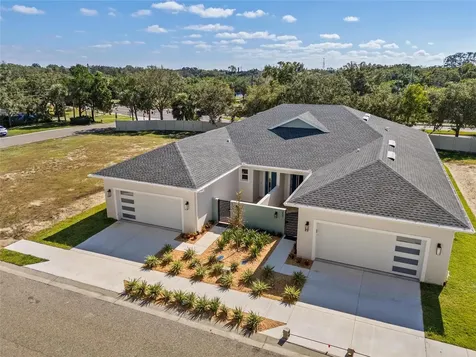 199 E Live Oak Street Tarpon Springs FL 34689