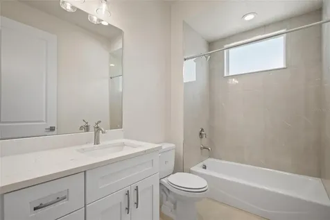 199 E Live Oak Street Tarpon Springs FL 34689