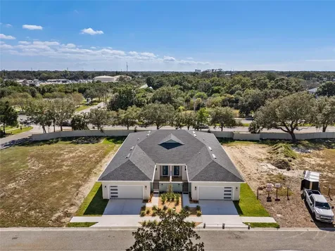 199 E Live Oak Street Tarpon Springs FL 34689