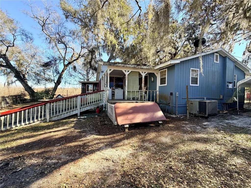 5721 S Live Oak Drive Floral City FL 34436
