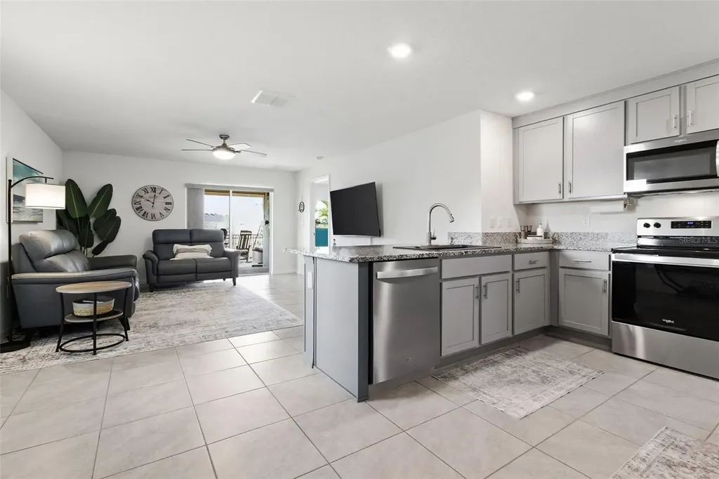 3718 Mannered Gold Avenue Bradenton FL 34208