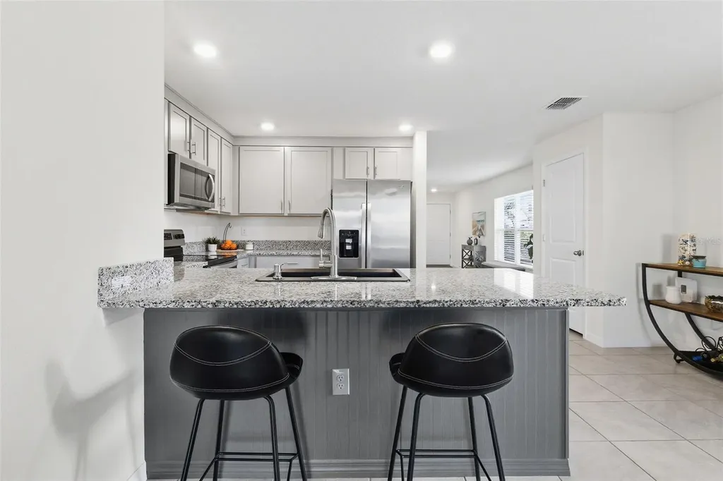 3718 Mannered Gold Avenue Bradenton FL 34208