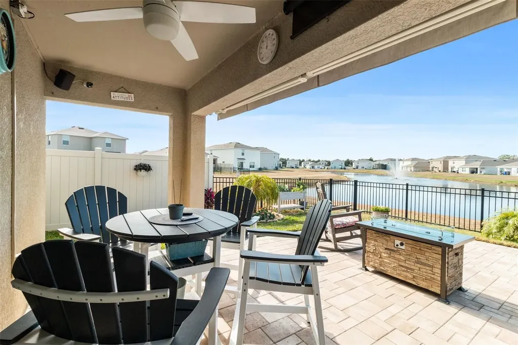 3718 Mannered Gold Avenue Bradenton FL 34208