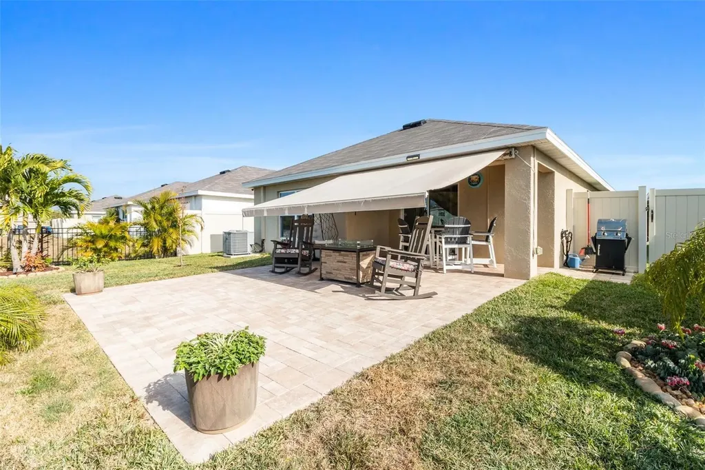 3718 Mannered Gold Avenue Bradenton FL 34208