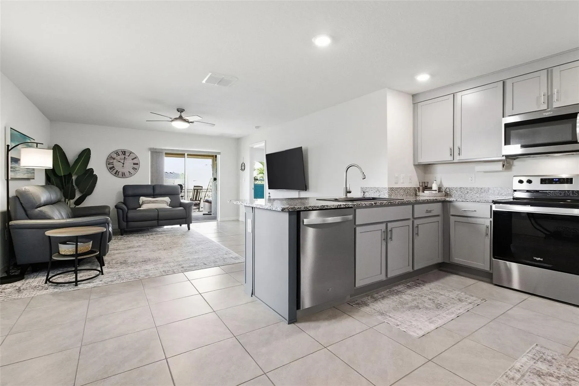 3718 Mannered Gold Avenue Bradenton FL 34208