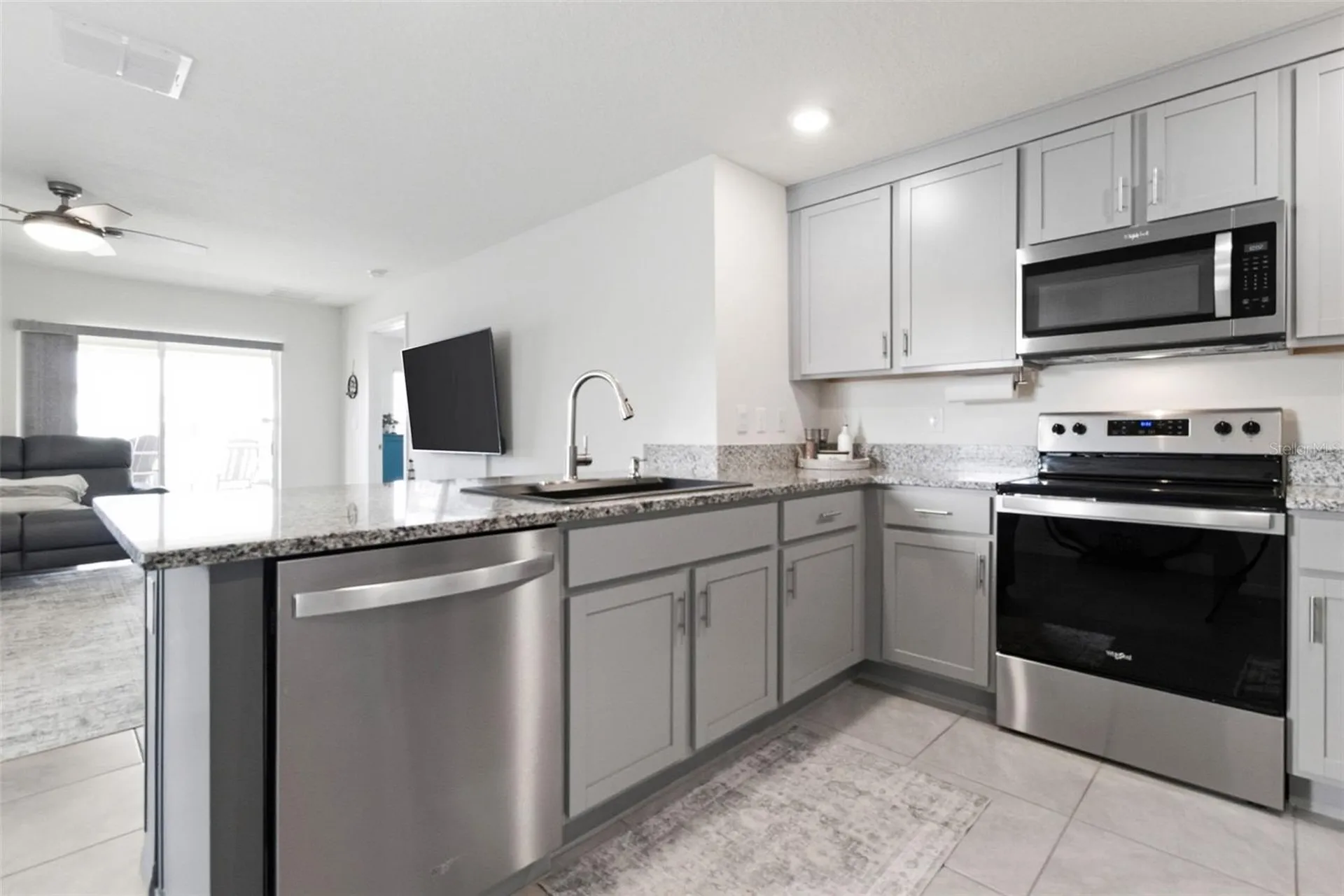 3718 Mannered Gold Avenue Bradenton FL 34208