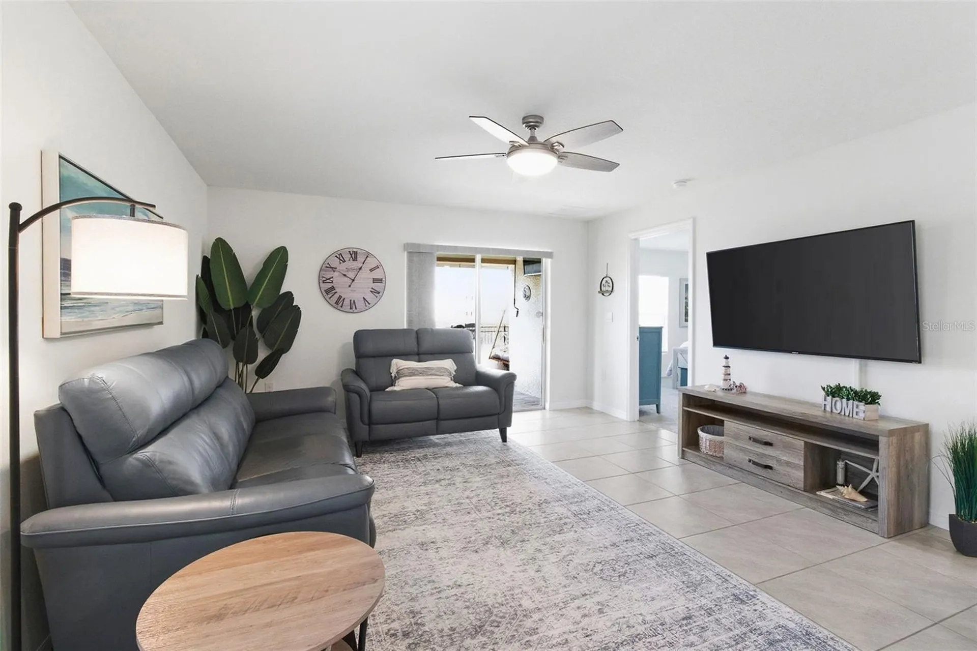 3718 Mannered Gold Avenue Bradenton FL 34208