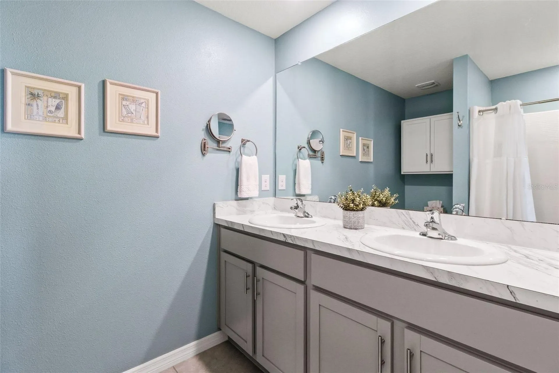 3718 Mannered Gold Avenue Bradenton FL 34208