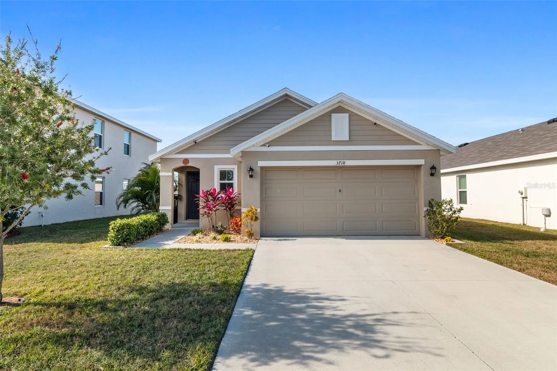 3718 Mannered Gold Avenue Bradenton FL 34208